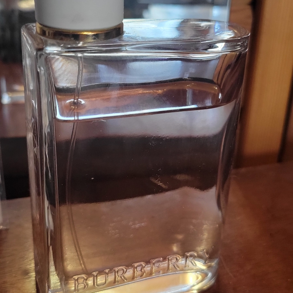 Burberry 3.3 Fl Oz Her Blossom Perfume - amazing!!